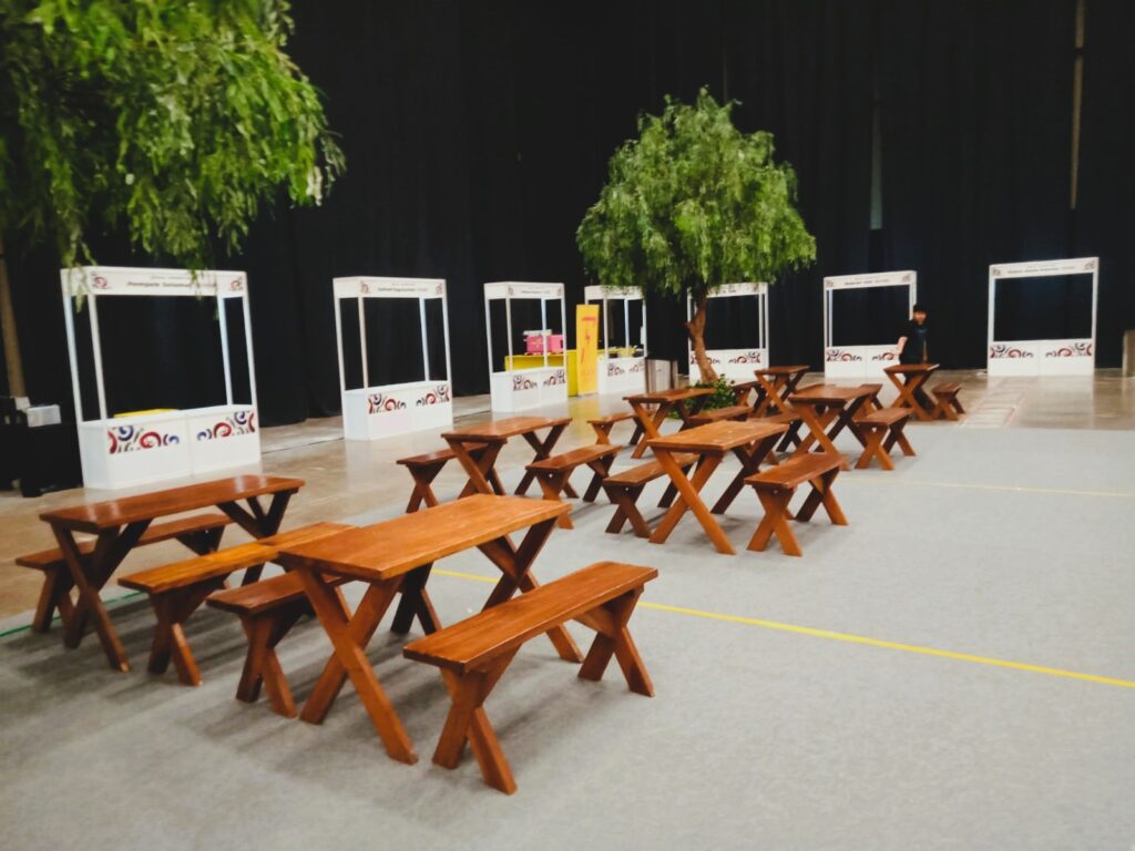 meja-dan-kursi-taman-xtra Sewa Meja Kursi Taman