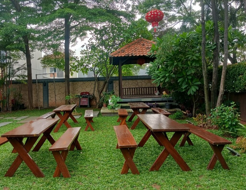 sewa-meja-kursi-taman-xtra Sewa Meja Kursi Taman