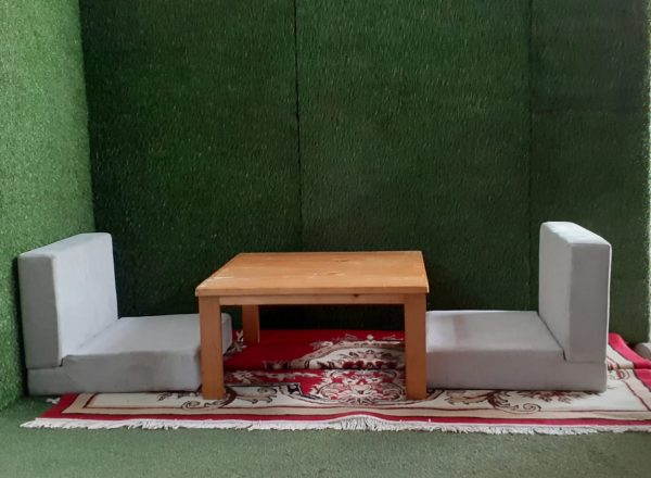 sewa-meja-lesehan-kotak Sewa Meja&Bantal Lesehan Jakarta