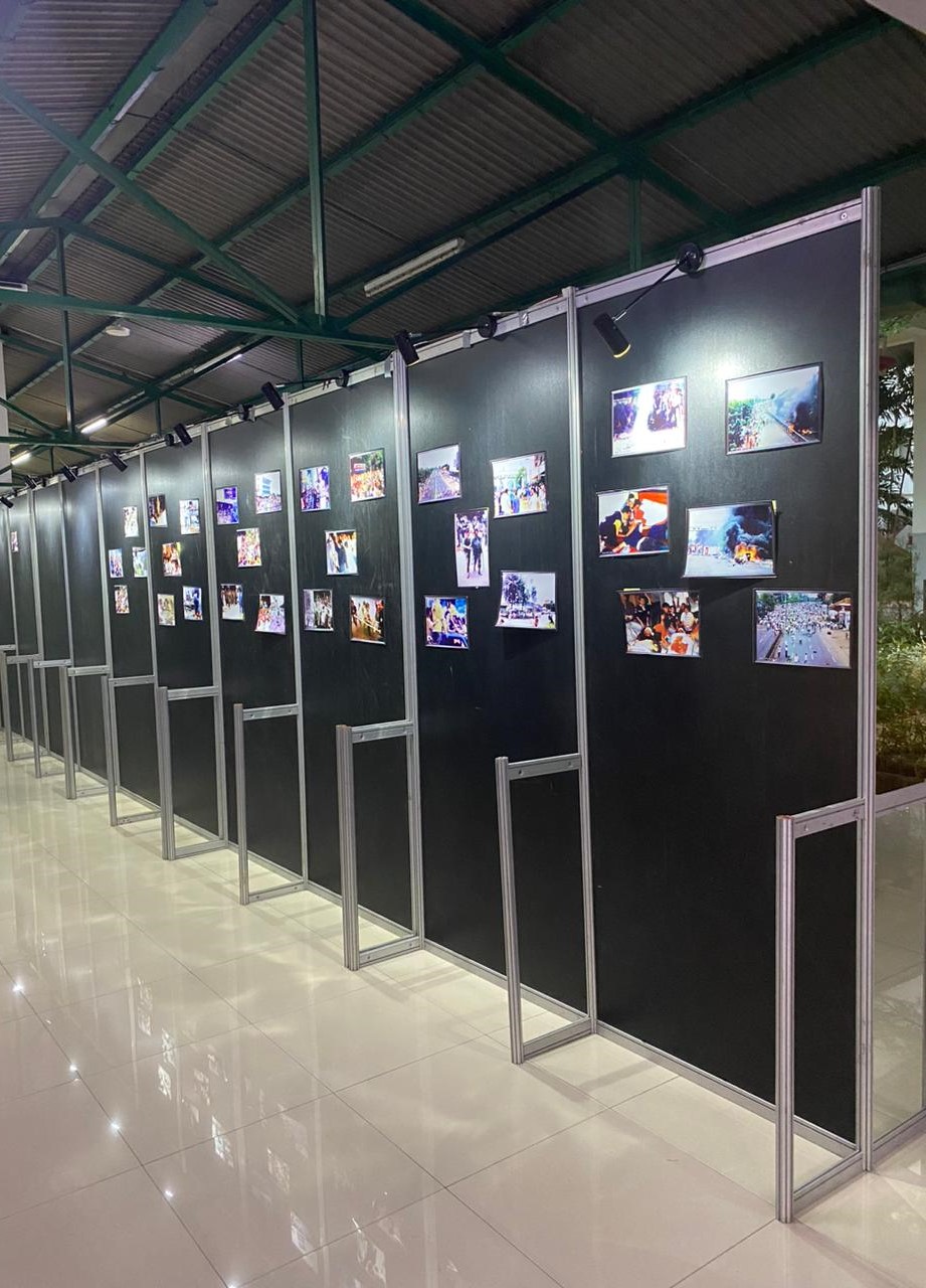 Sewa Partisi R8 Bekasi - Partisi R8 Multifungsional