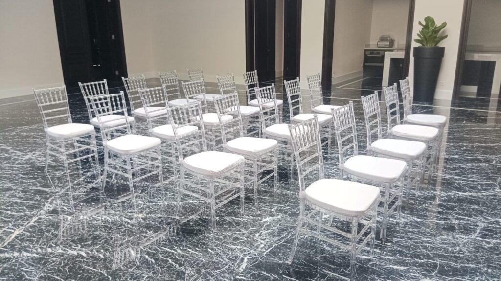 sewa kursi tiffani putih jabodetabek