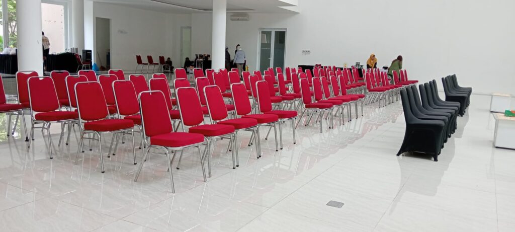 sewa kursi futura termurah bekasi