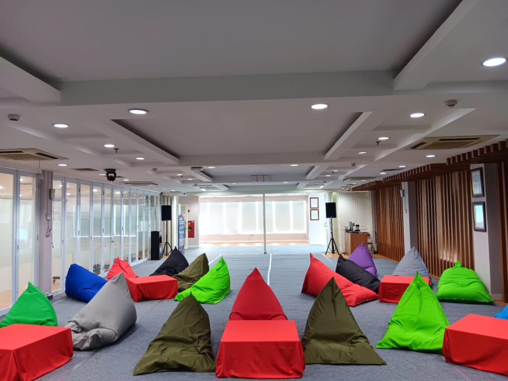 sewa bean bag segitiga-jakarta utara