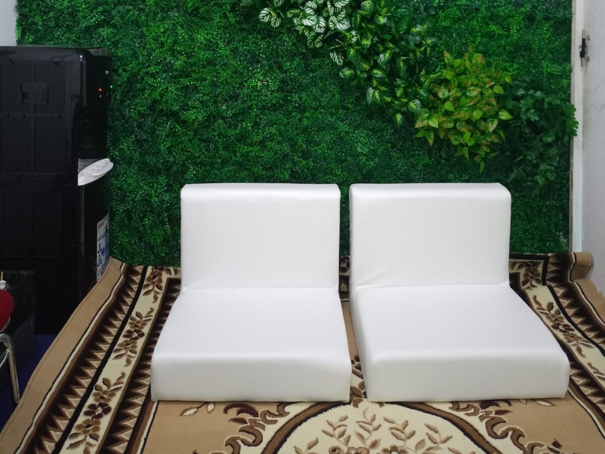 sewa sofa lesehan jakarta pusat