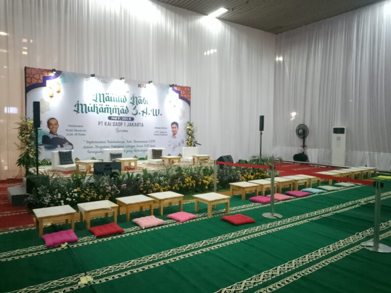 Sewa Karpet Sajadah Hijau-Bekasi