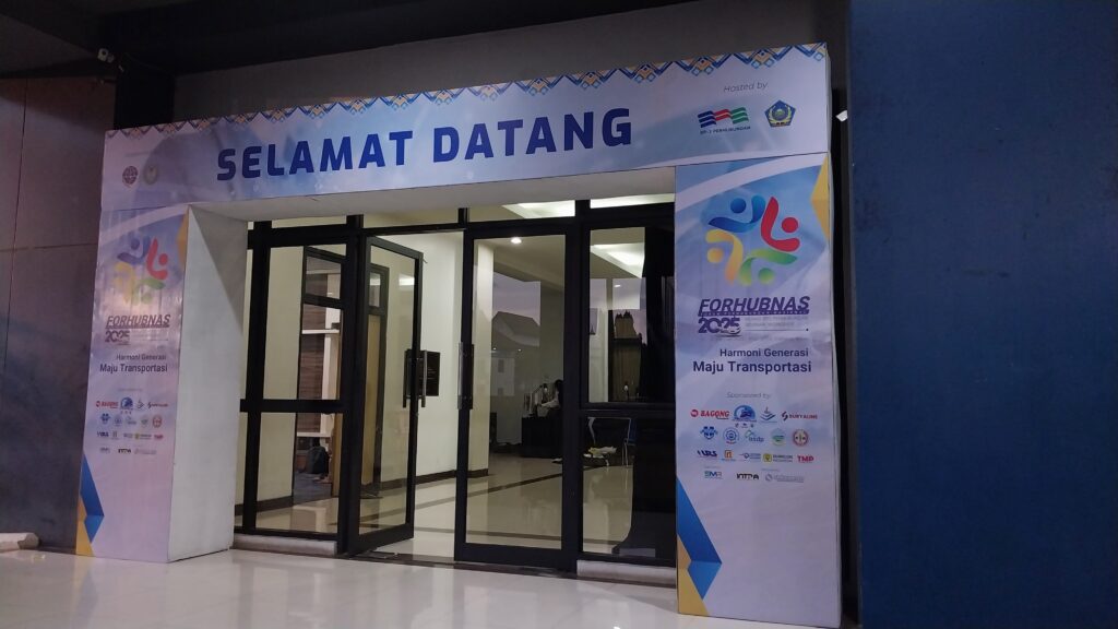 sewa welcome gate custom bekasi