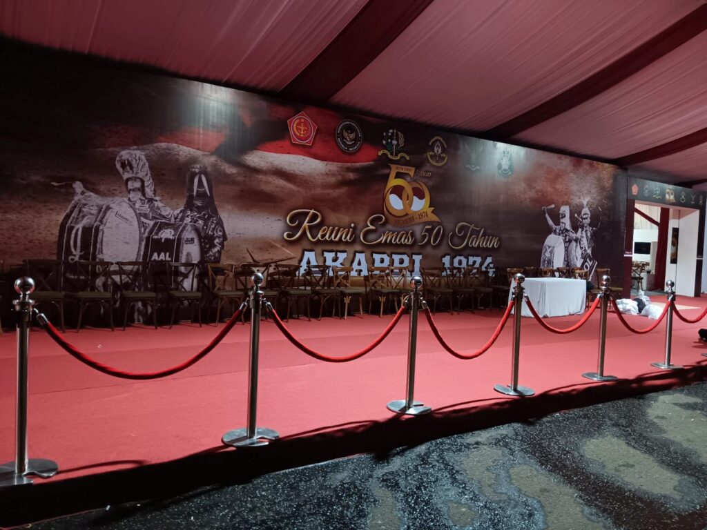 Sewa Tiang Antrian- Kualitas Terbaik