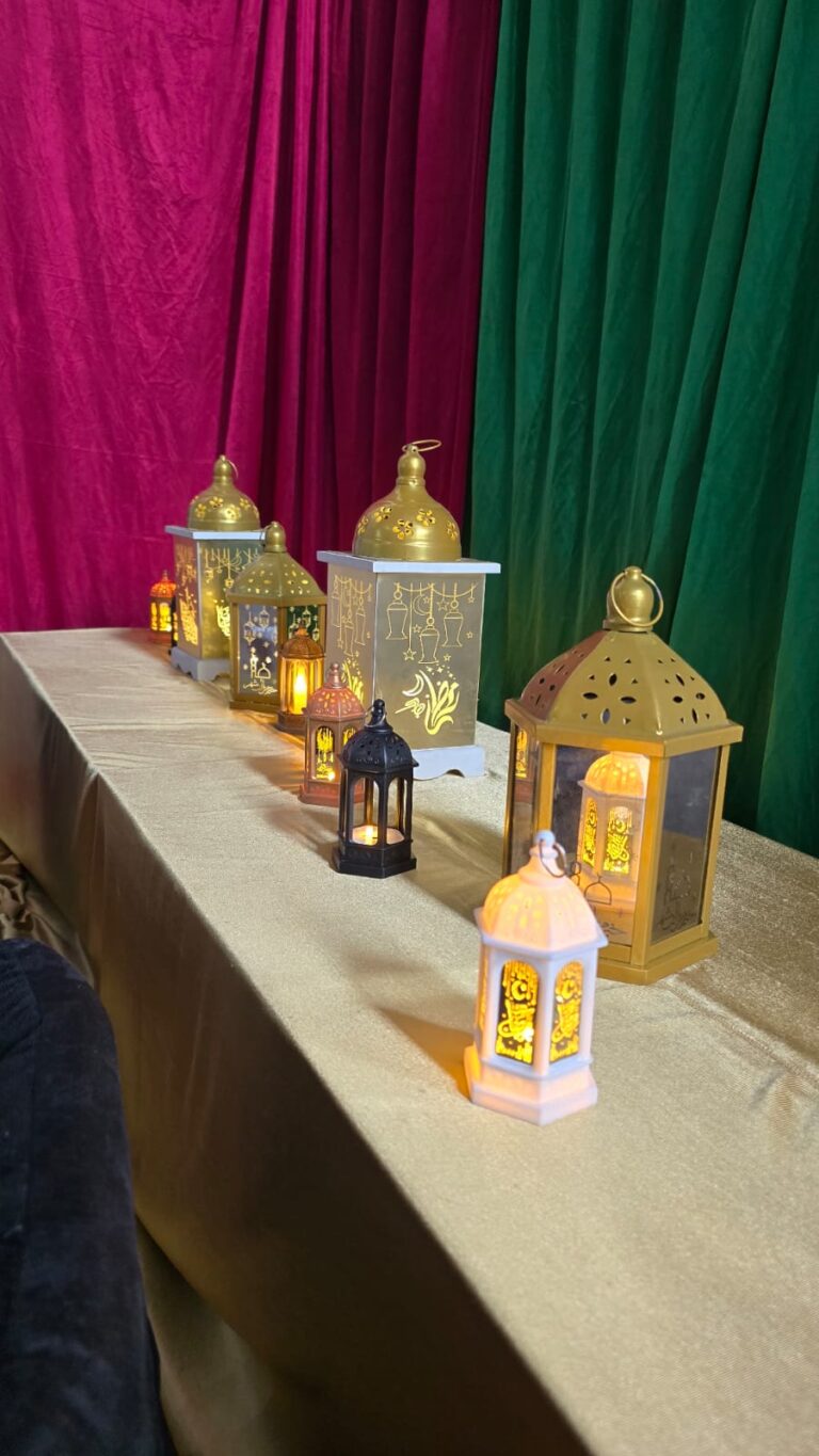 Sewa Lampu Maroko & Meja Lesehan