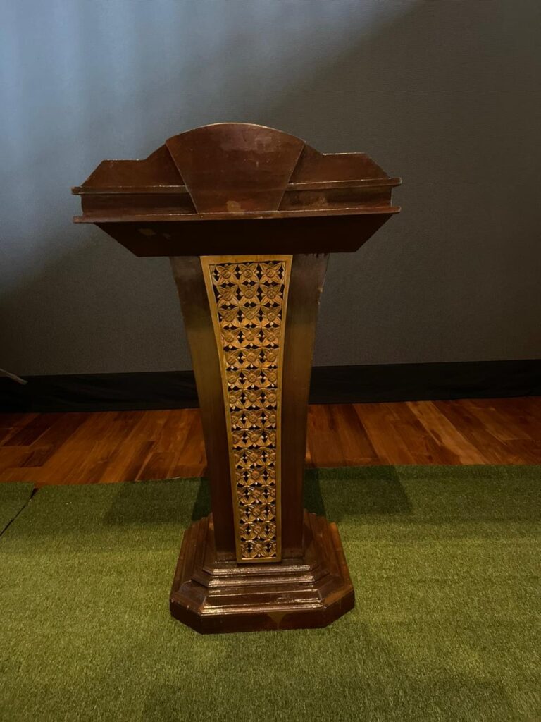 Sewa Stage Podium Custom-Jakarta