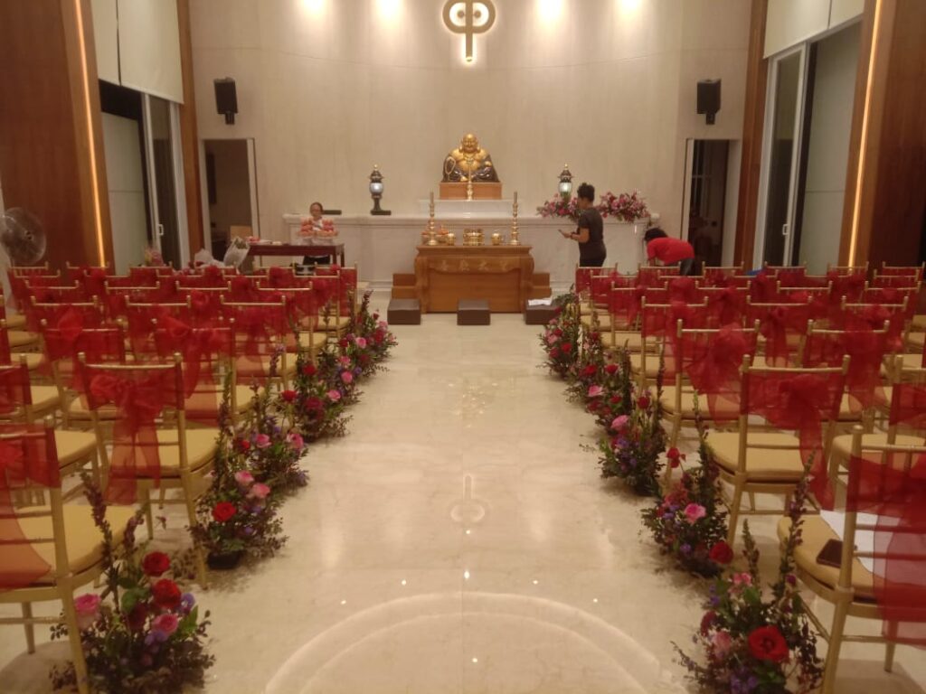 Sewa Kursi Tiffany - Jakarta Pusat