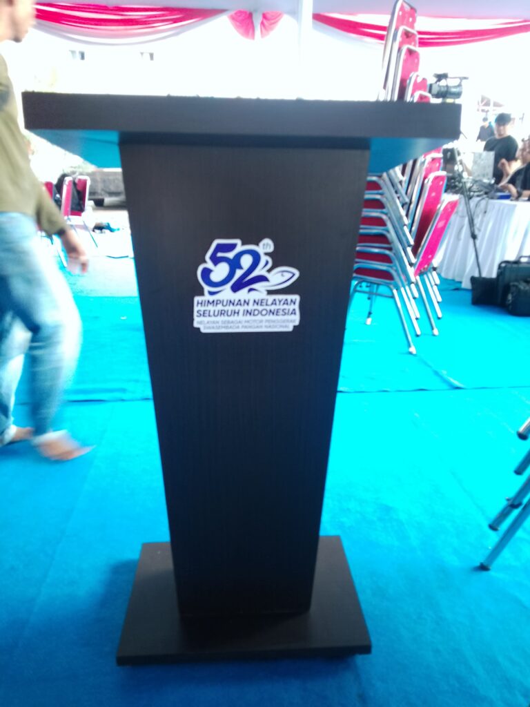 Sewa Meja Podium - Event Tanggerang