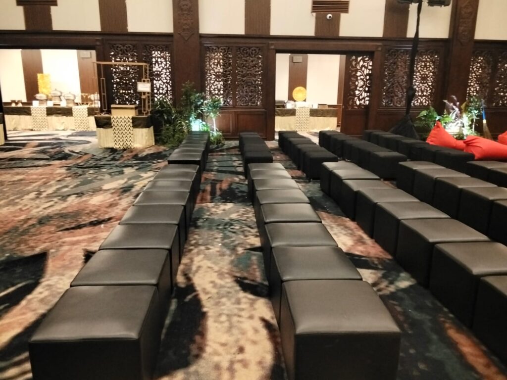 Sewa Kursi Puff - Jakarta Timur