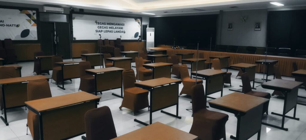 Sewa Meja Test Tanggerang