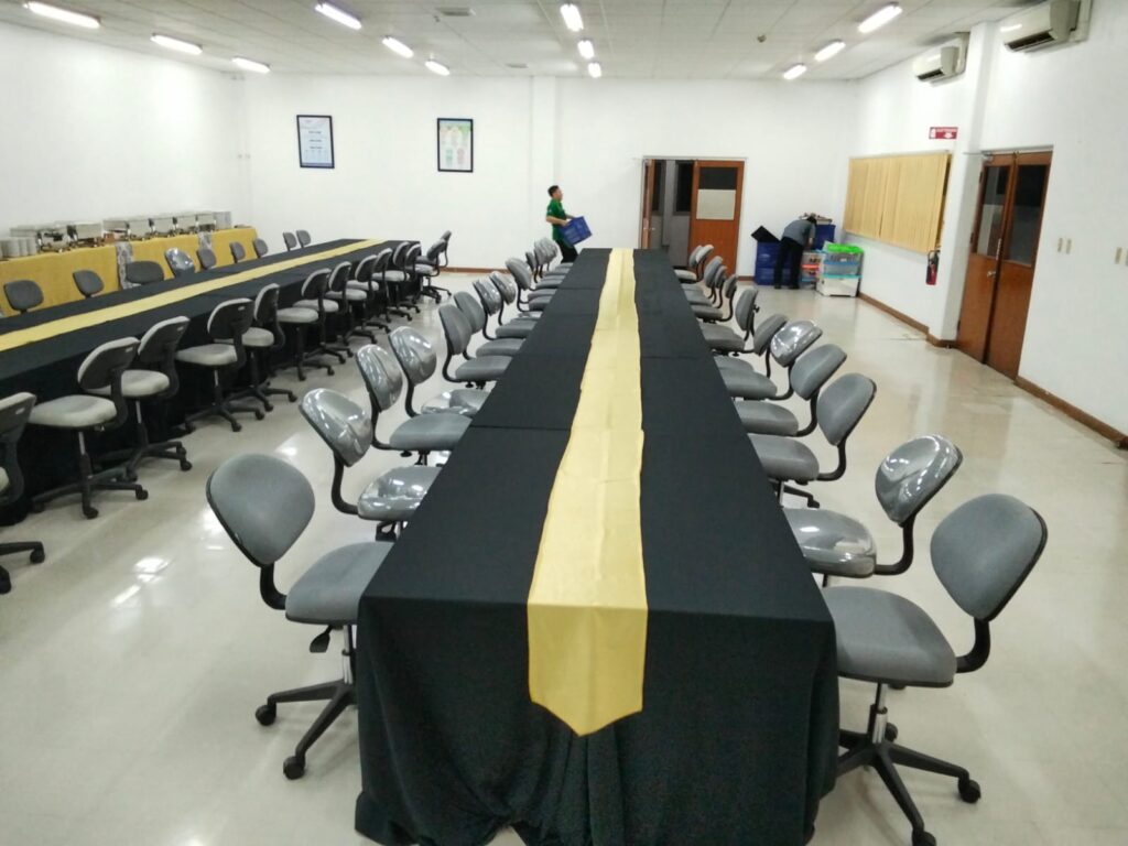 Sewa Meja IBM Murah - Bekasi Timur