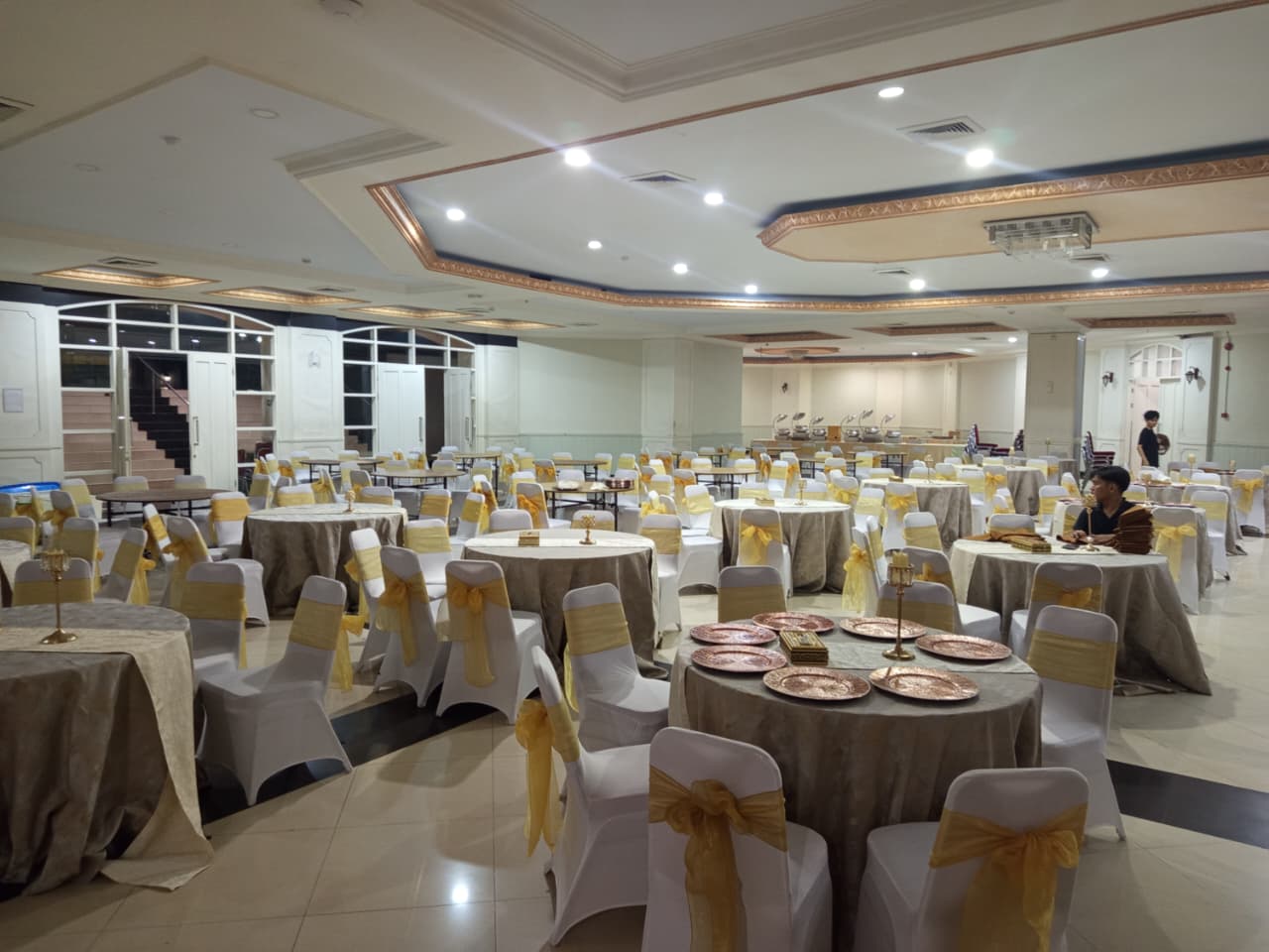 Sewa Kursi Cover Skreting-Jakarta