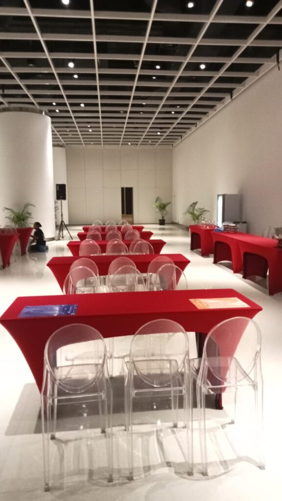 Jasa Sewa Kursi Ghost Jakarta Selatan