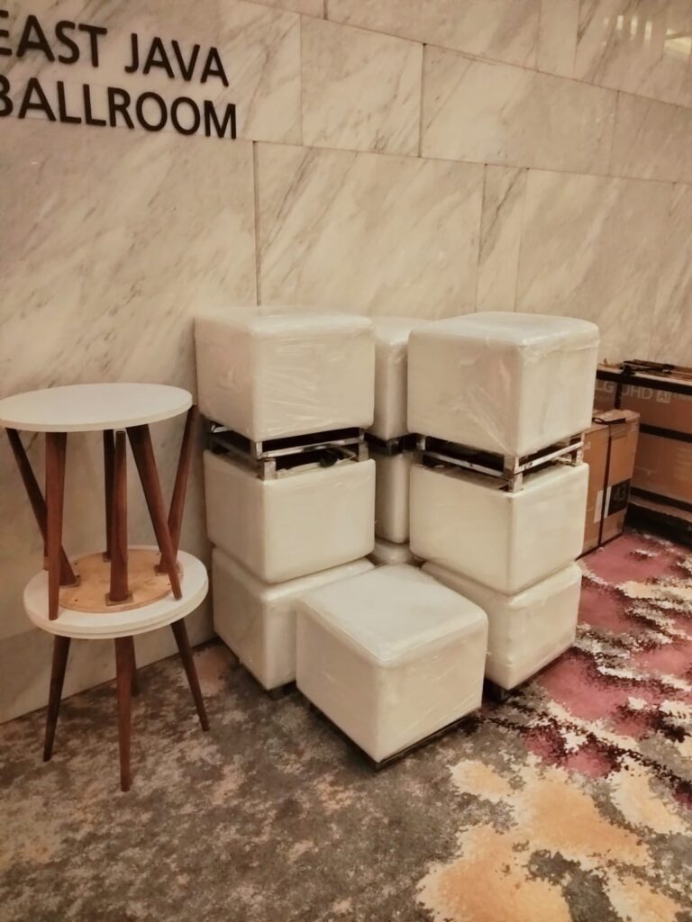 Jasa Sewa Kursi Puff Jakarta Selatan