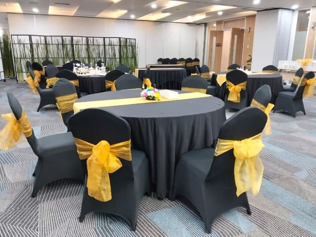 Jasa Sewa Meja Bulat Jakarta Selatan