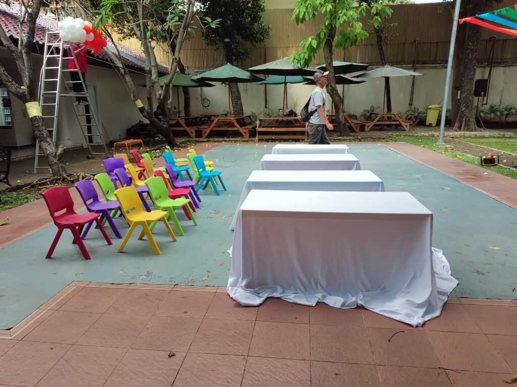 Jasa Sewa Kursi dan Meja Anak Jakarta