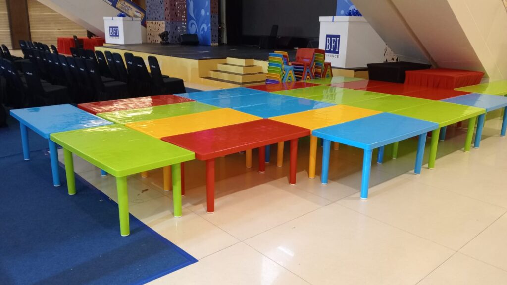 Jasa Sewa Kursi dan Meja Anak Jakarta