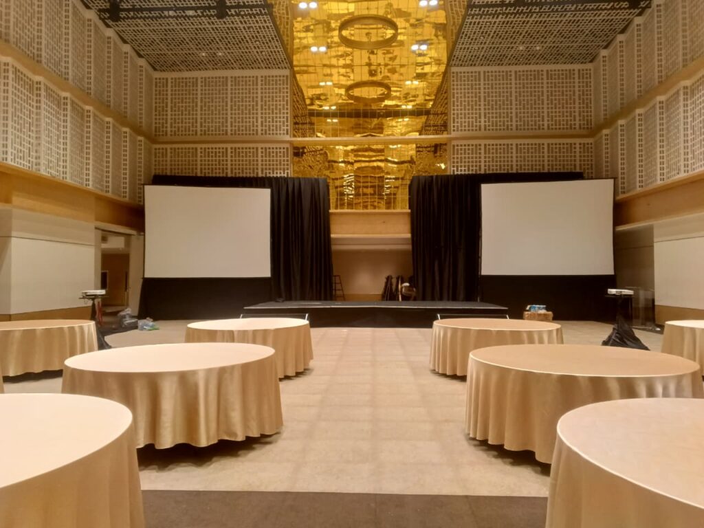 Penyewaan Meja Bulat & Kursi Futura