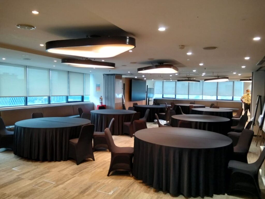 Penyewaan Meja Bulat & Kursi Futura