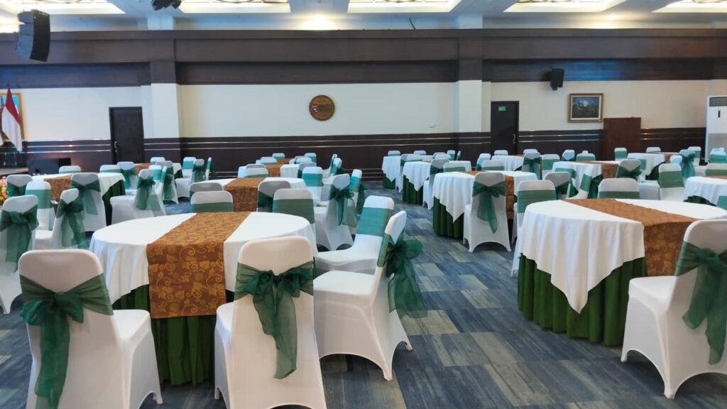 Penyewaan Meja Bulat & Kursi Futura