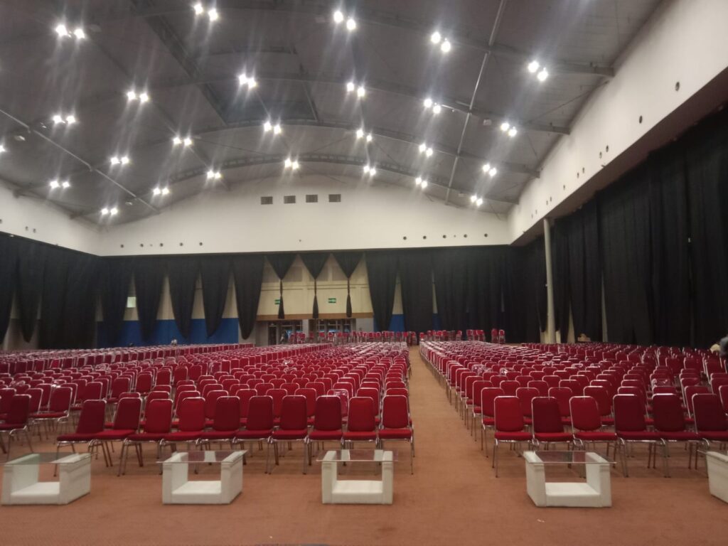 Penyewaan Meja Bulat & Kursi Futura