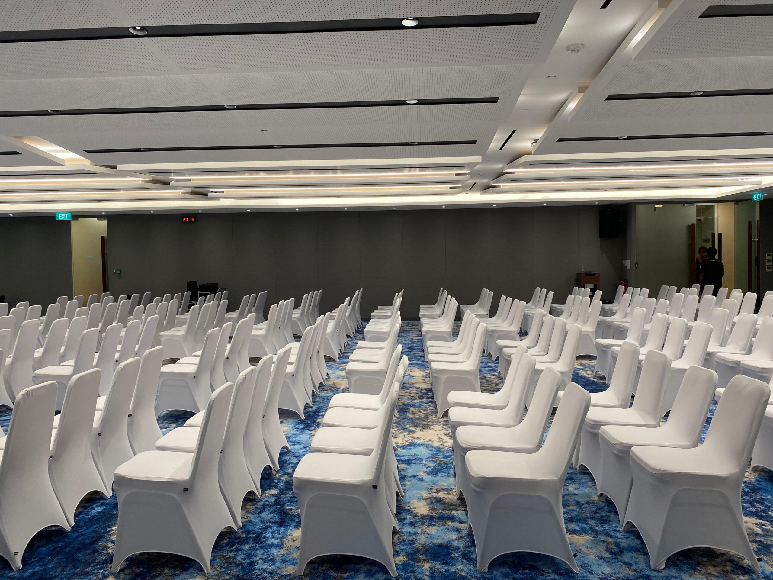 Sewa Kursi Futura Cover