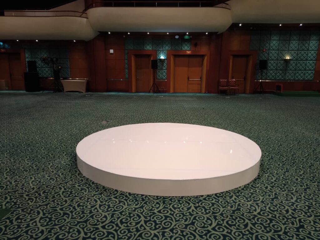 Sewa Panggung Bulat