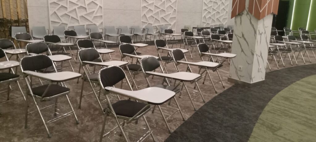 Sewa Kursi Kuliah Event Depok