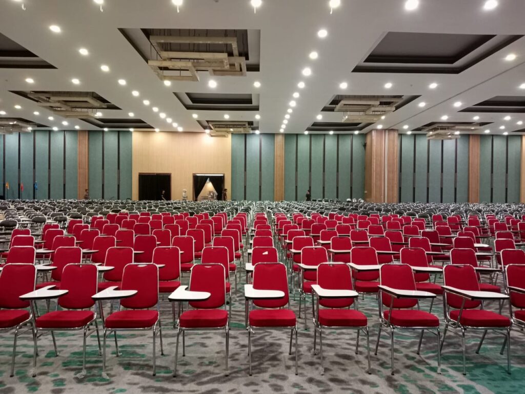 Sewa Kursi Kuliah Event Depok