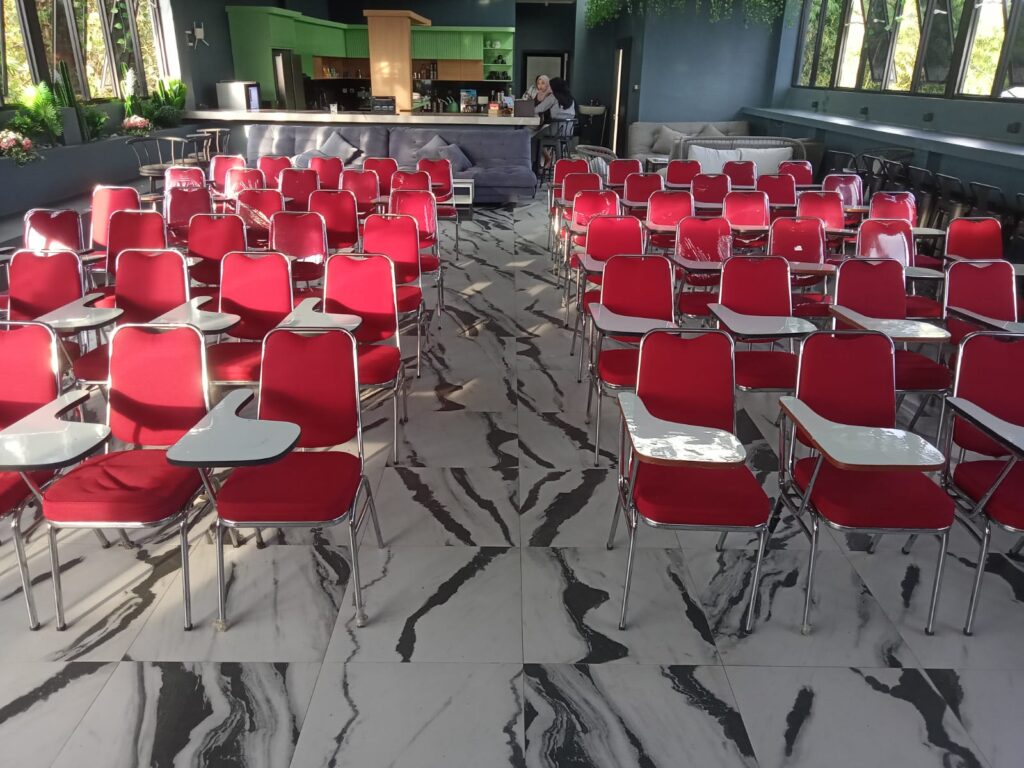 Sewa Kursi Kuliah Event Depok