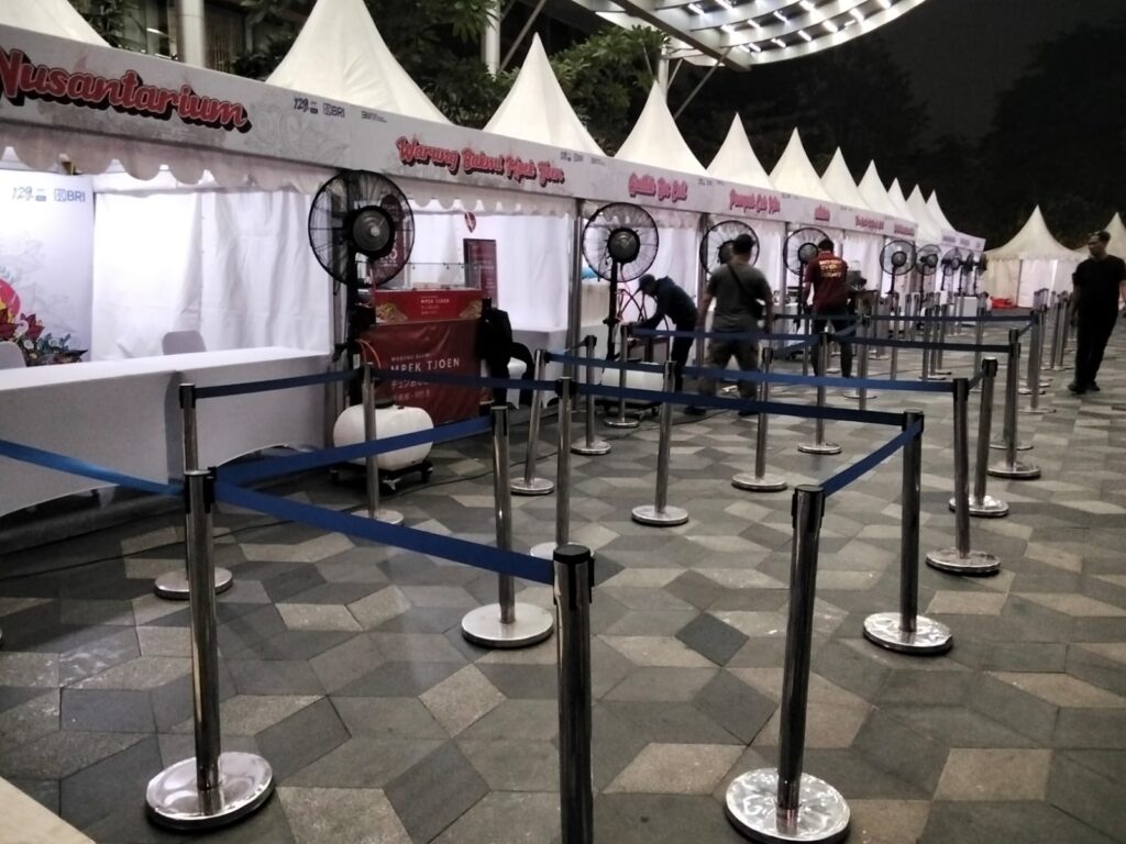 Sewa Tiang Antrian Jakarta Barat