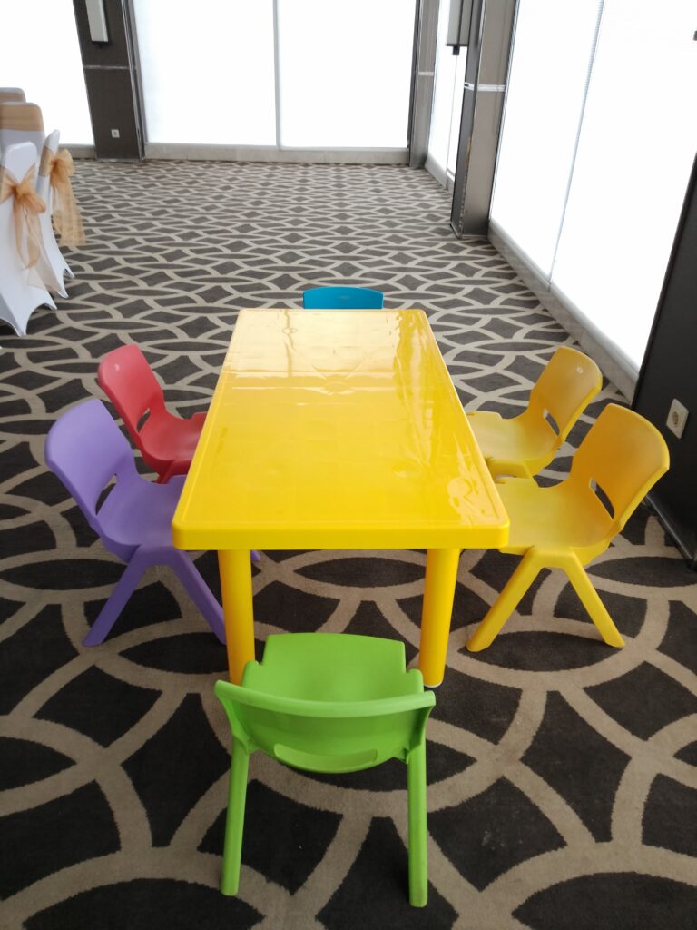 Sewa Meja Kursi Anak Bekasi