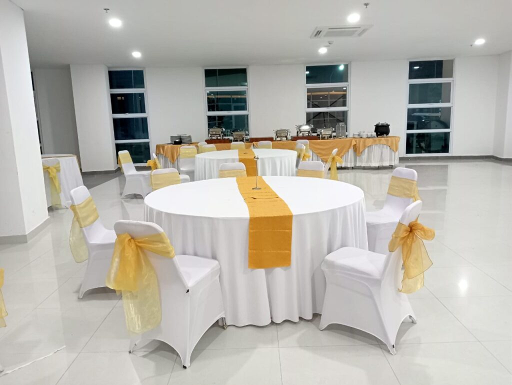 Sewa Meja Bulat Event Cikarang