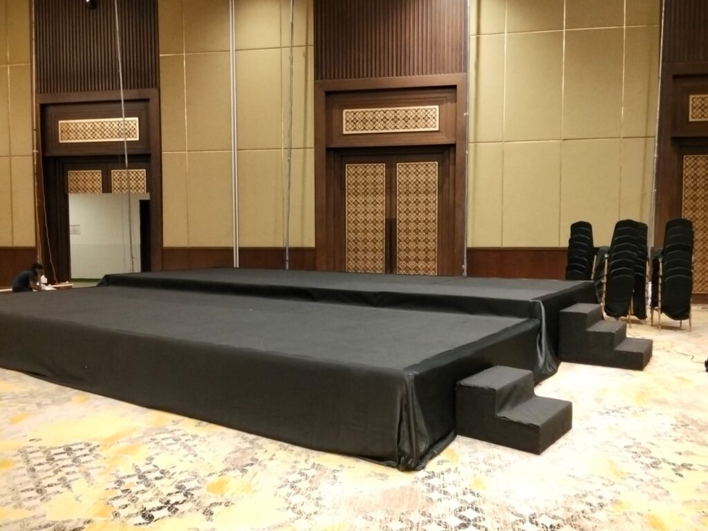 Sewa Panggung Custom Jakarta