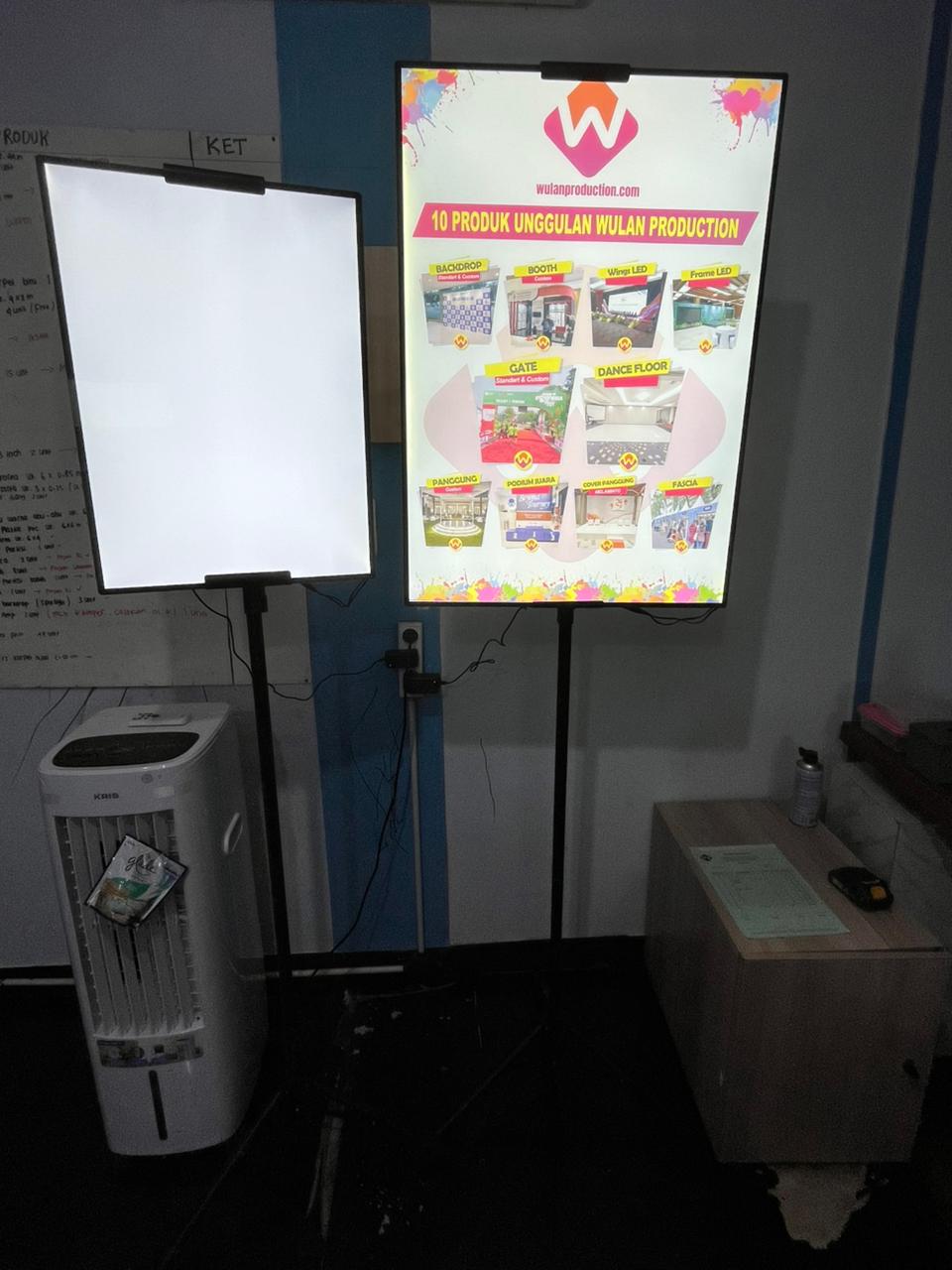 Sewa Slim Light Box Jakarta