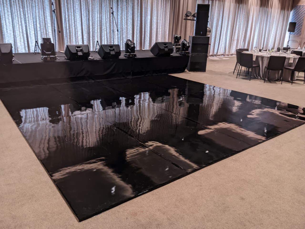 Sewa Dance Floor Jakarta Pusat