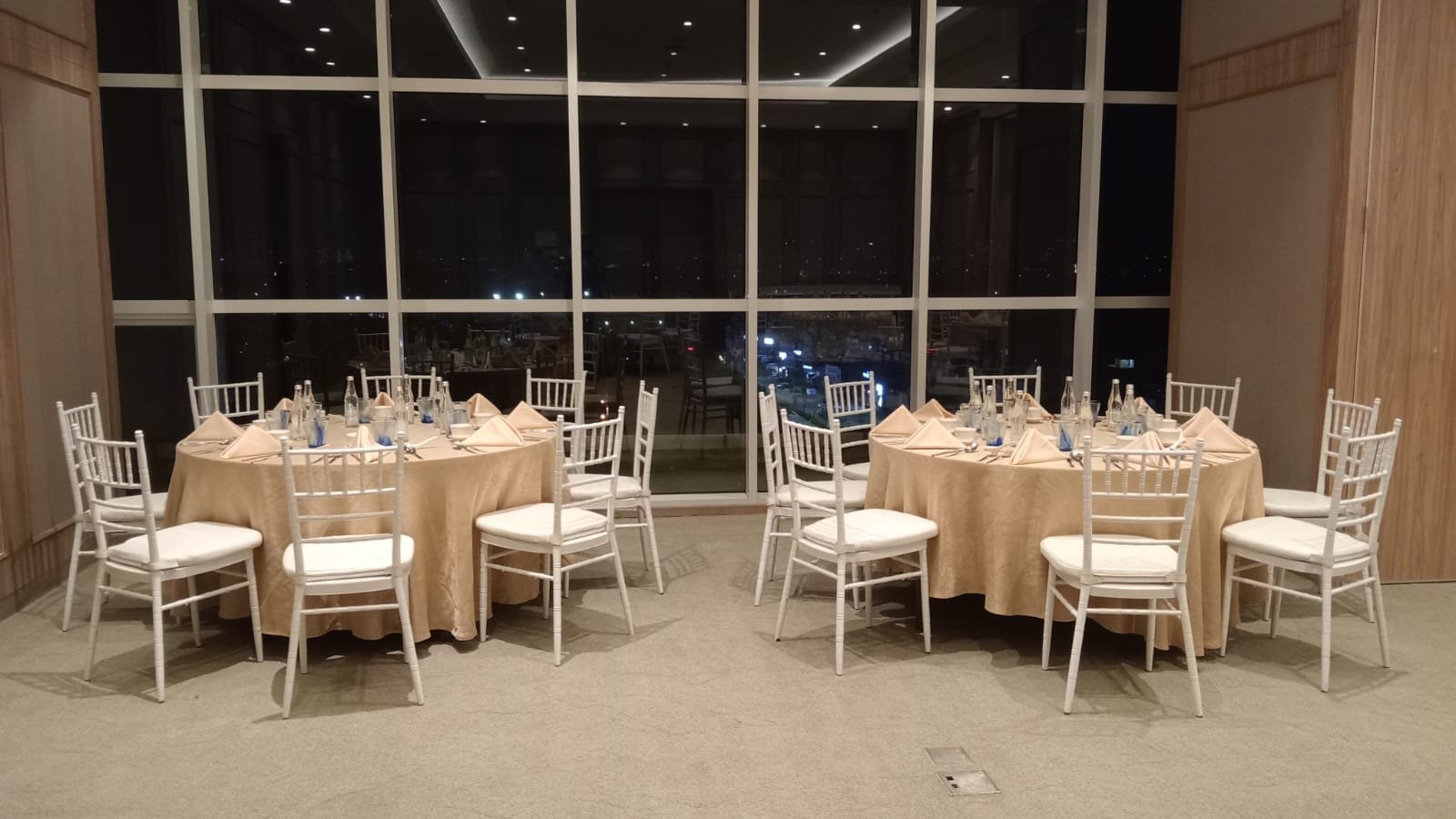 Sewa Kursi Tiffany Bekasi Utara